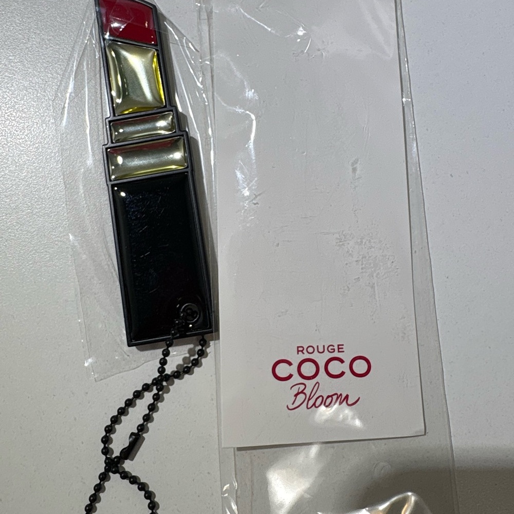 Coco Keychain - Picture 4 of 6